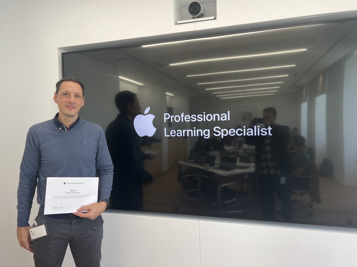 Nuestro jefe de estudios se acredita como Apple Professional Learning